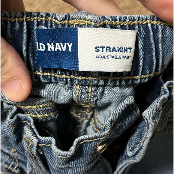 NWOT Old Navy Straight Leg Jeans with Adjustable waist - Picture 2 of 4